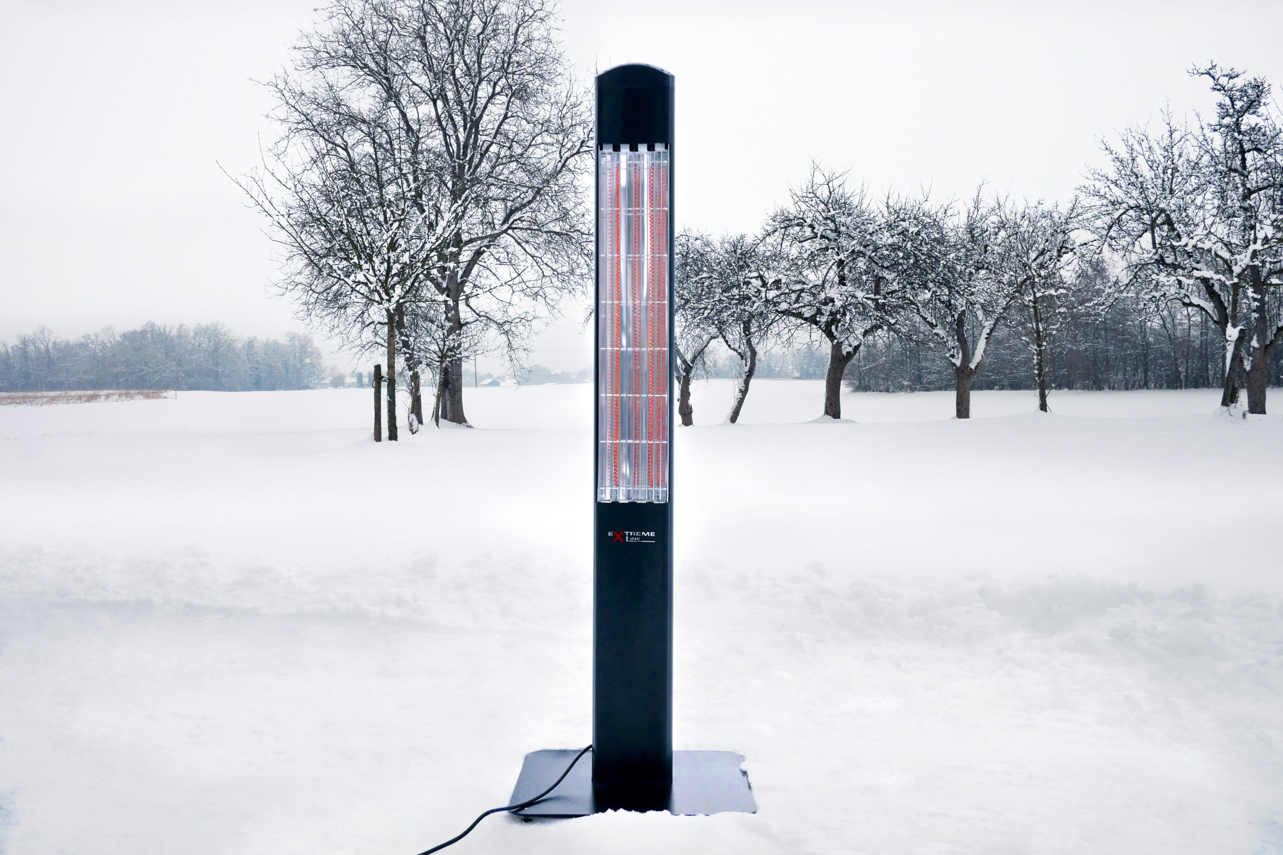 Hier kannst du unseren Infrarotheizstrahler HeatTower sehen. Perfekt für den Winter!